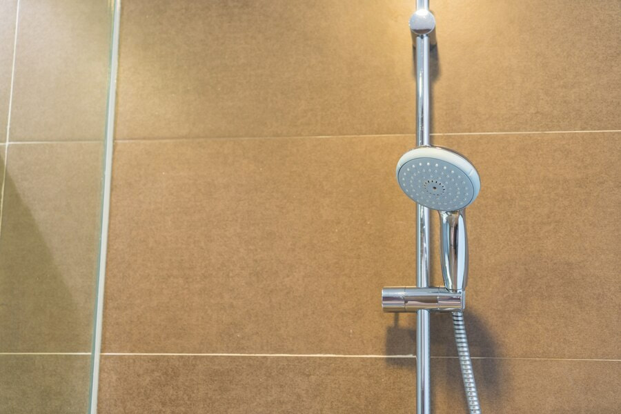 Ketahui Standar Ideal Jarak Tinggi Kran Shower dari Lantai