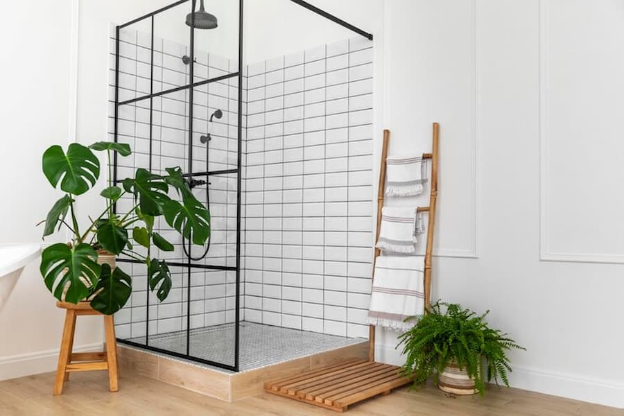 Kamar Mandi dengan Rain Shower Head